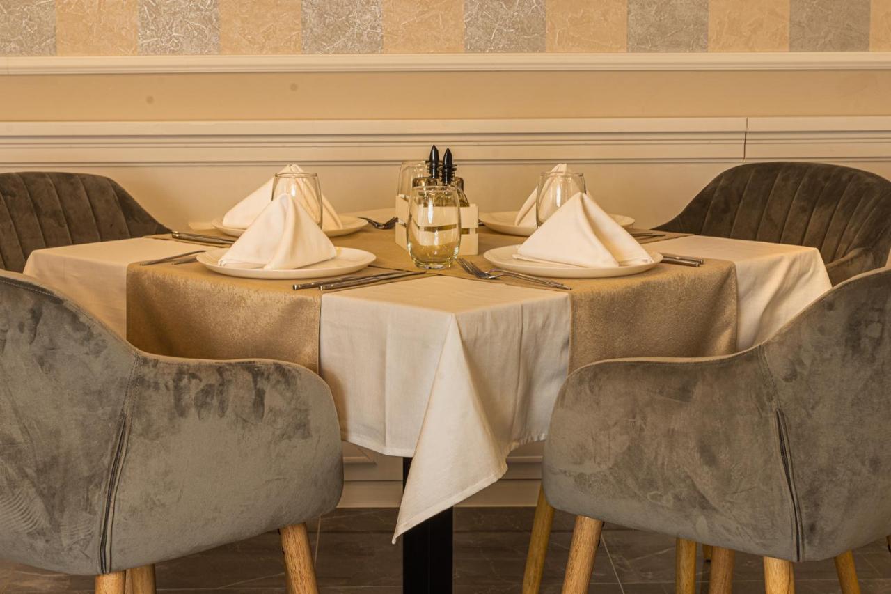 Vemara City Boutique Hotel-Free Parking 바르나 외부 사진