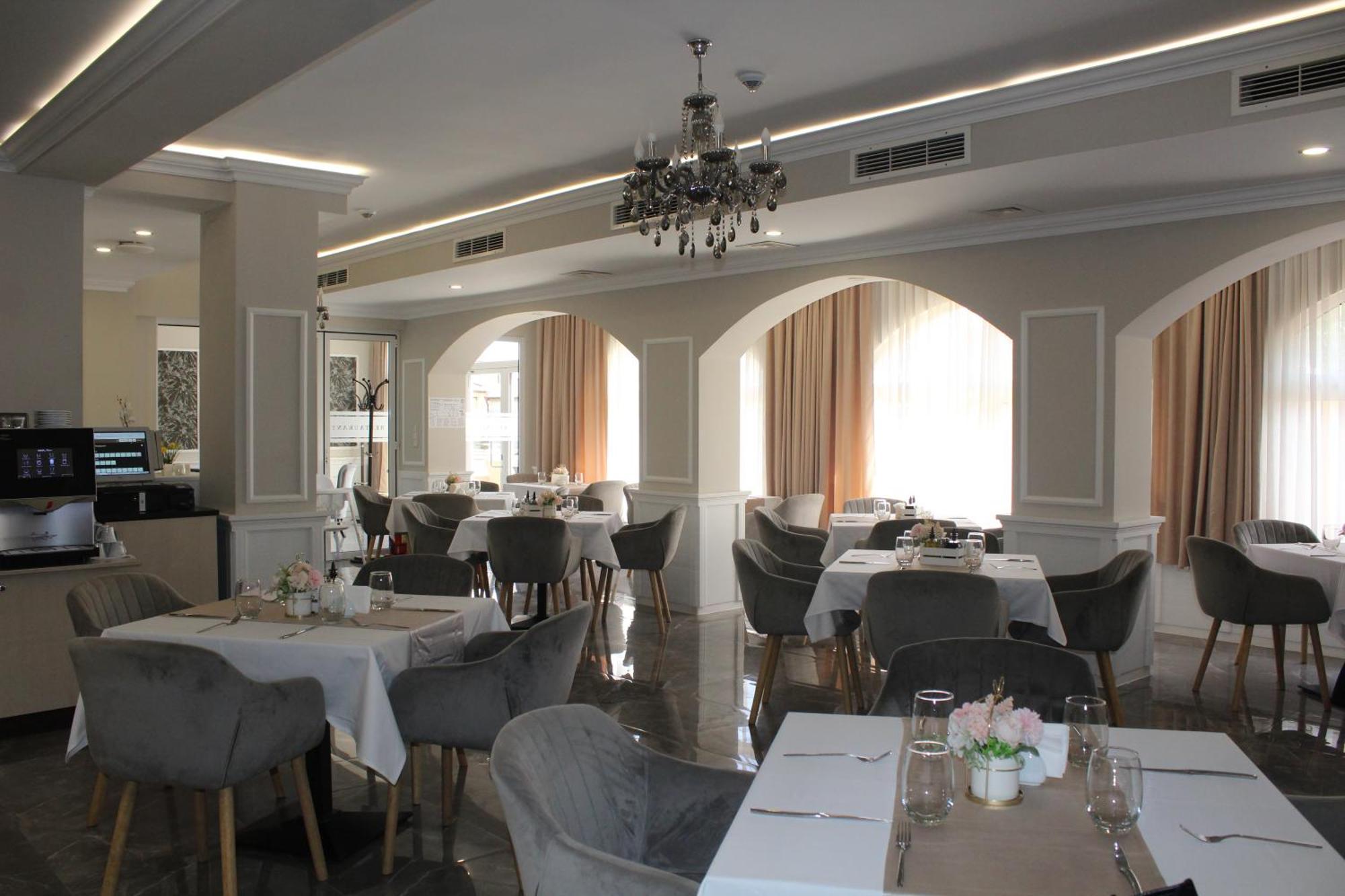 Vemara City Boutique Hotel-Free Parking 바르나 외부 사진